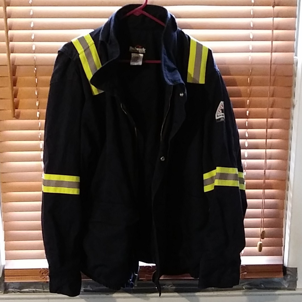 Bulwark Flame Resistant 2112 IQ Series L/RG Jacket